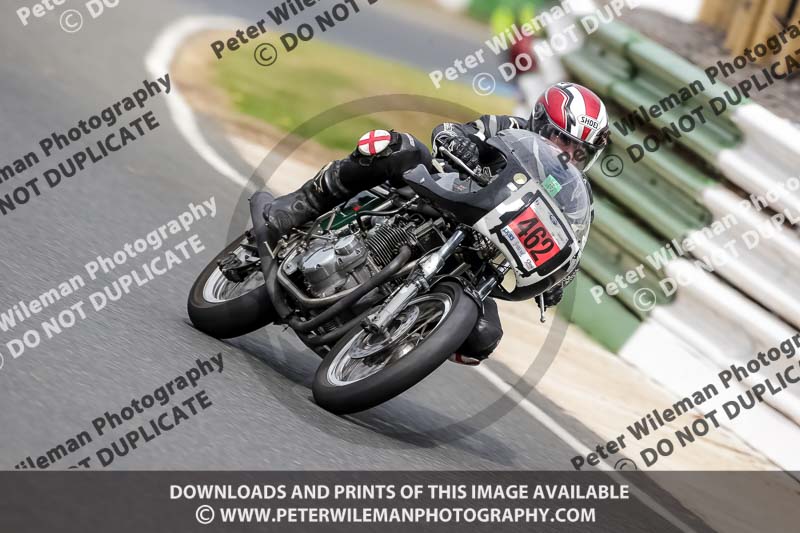 Vintage motorcycle club;eventdigitalimages;mallory park;mallory park trackday photographs;no limits trackdays;peter wileman photography;trackday digital images;trackday photos;vmcc festival 1000 bikes photographs